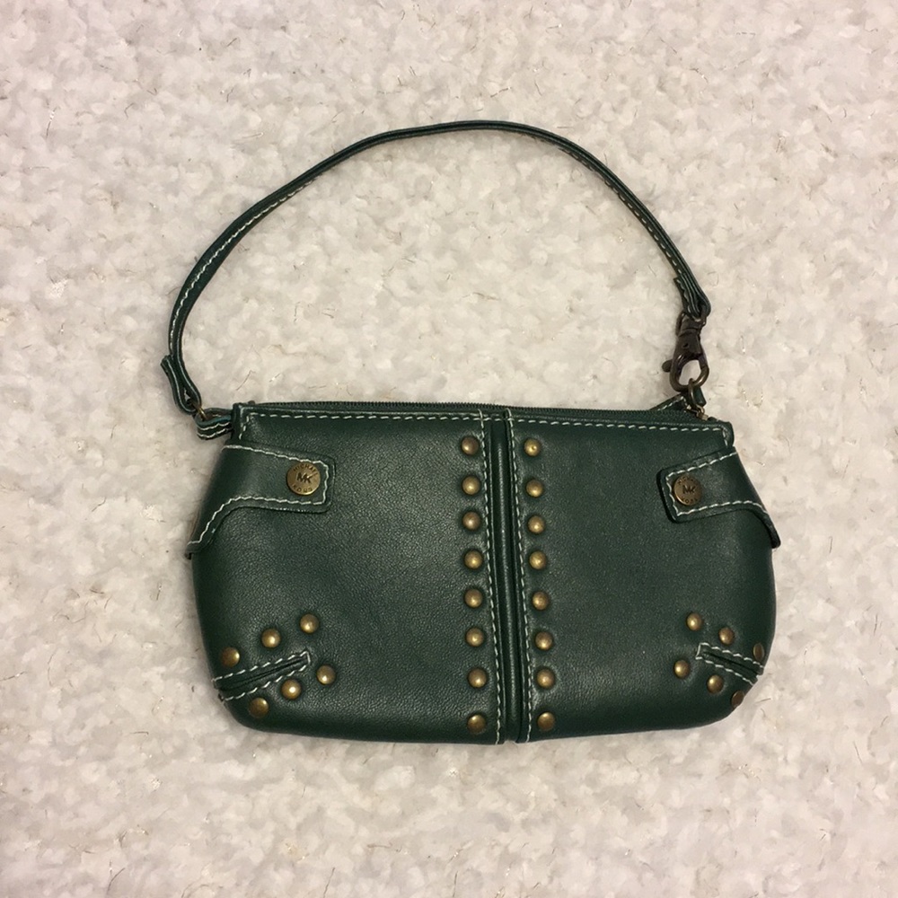 Michael Kors wristlet - Picture 1 of 7